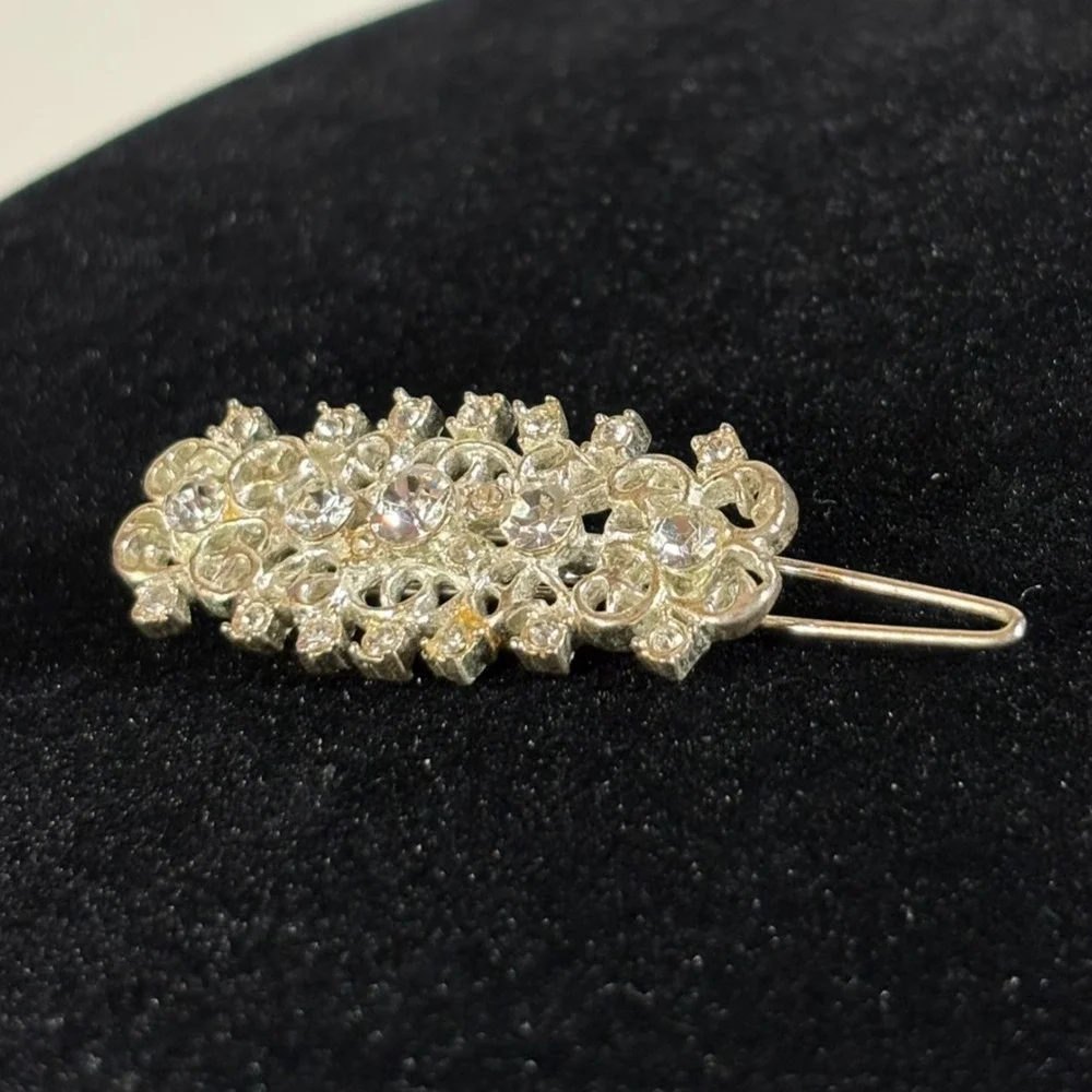 Vintage Silver Tone Rhinestone Hair Barrette Accessory Clip Retro Sparkle